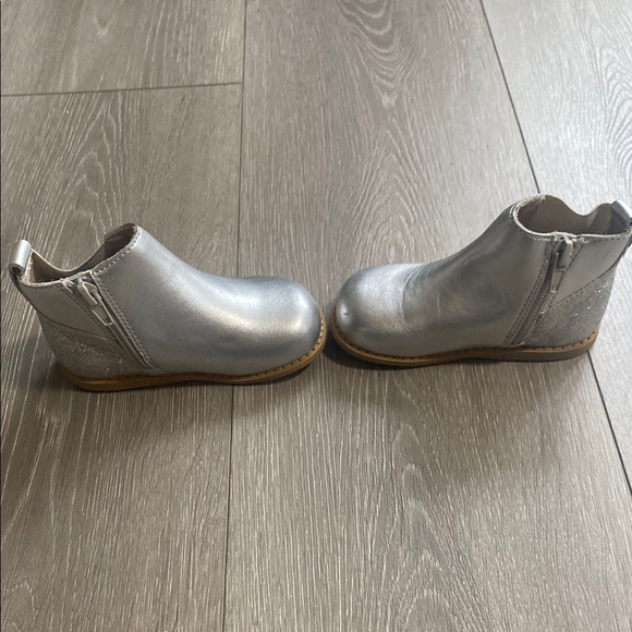 Livie and Luca Toddler Sz 6 6T 6C Silver Leather Ankle Boots Sparkle Girls Kids - Picture 4 of 7